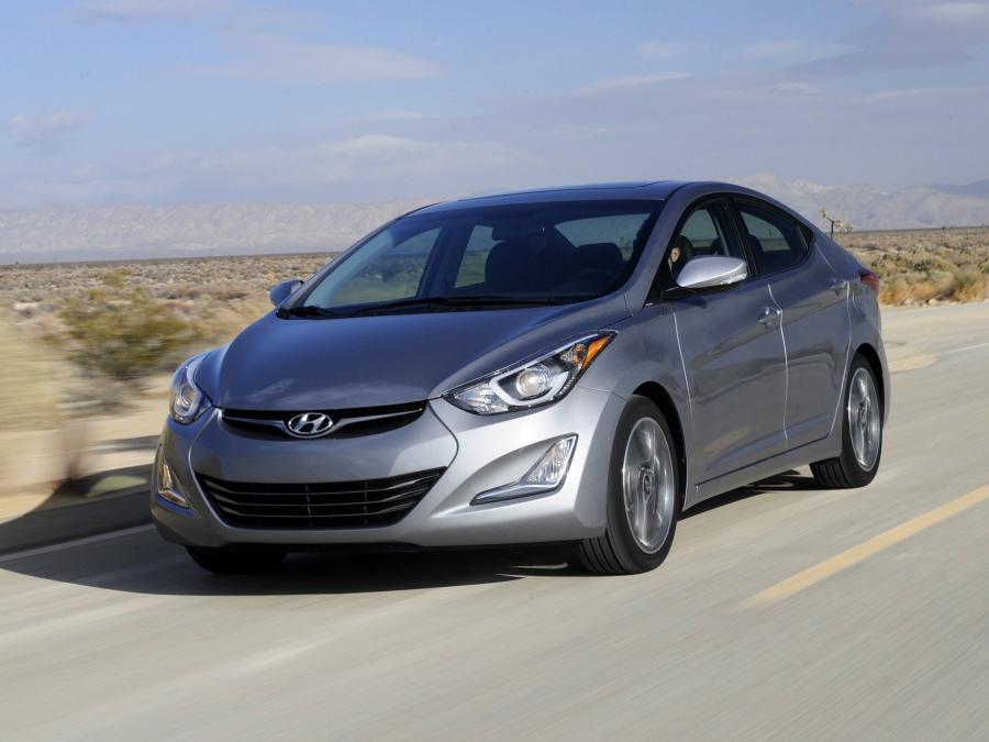 Hyundai Elantra Limited 2014 года  (US) (фото 18 из 27)